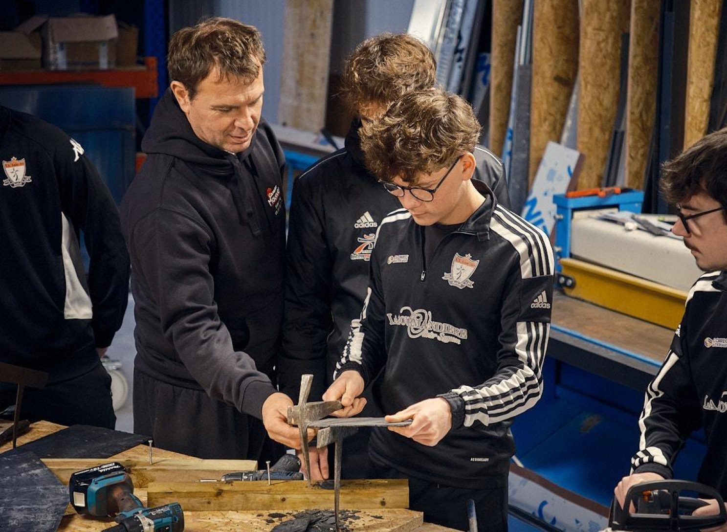 Couverture Mauguen Fenetre De Toit Velux A Vannes Apprentissage Du Metier 2