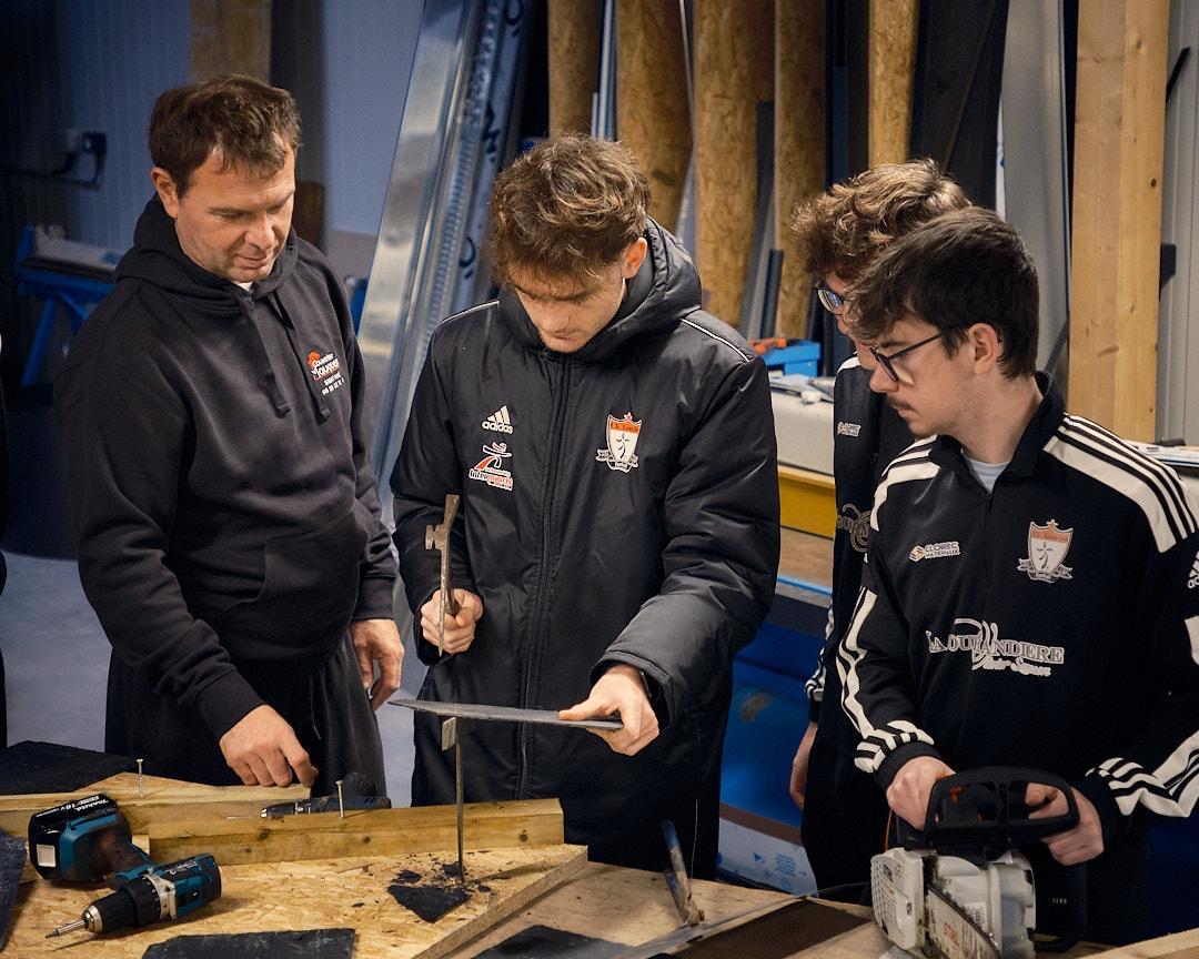 Couverture Mauguen Fenetre De Toit Velux A Vannes Apprentissage Du Metier 5